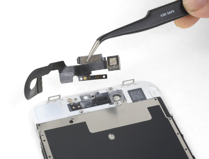 iPhone%208%20Front%20Camera%20and%20Sensor%20Cable%20Replacement.jpg