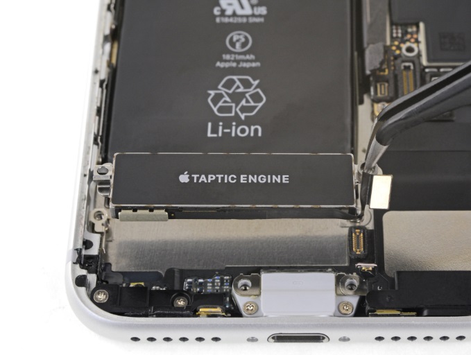 iPhone%208%20Taptic%20Engine%20Replacement.jpg