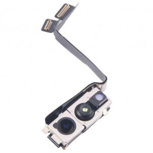 iPhone 16 Pro Selfie Camera