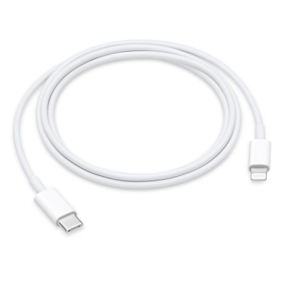 iPhone-13-pro-USB-C-to-lightning-cable