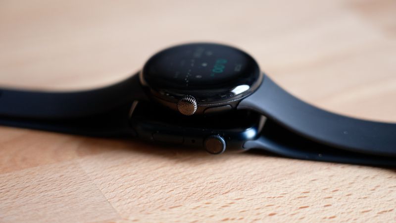 pixel watch and apple watch hardware