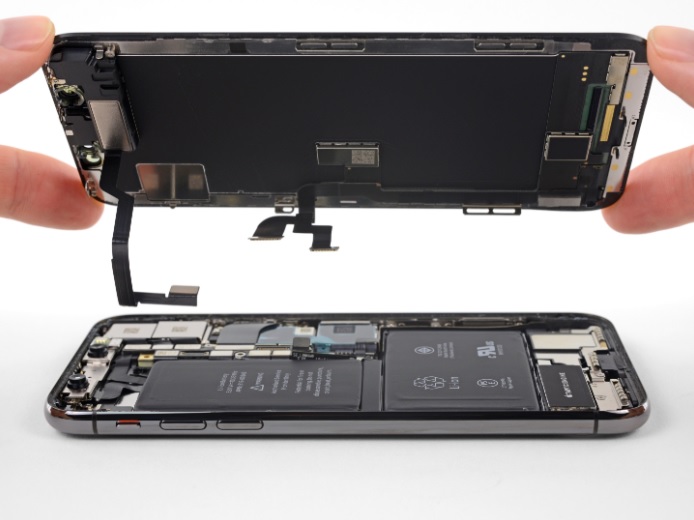 11iPhone X Display Assembly Replacement.jpg